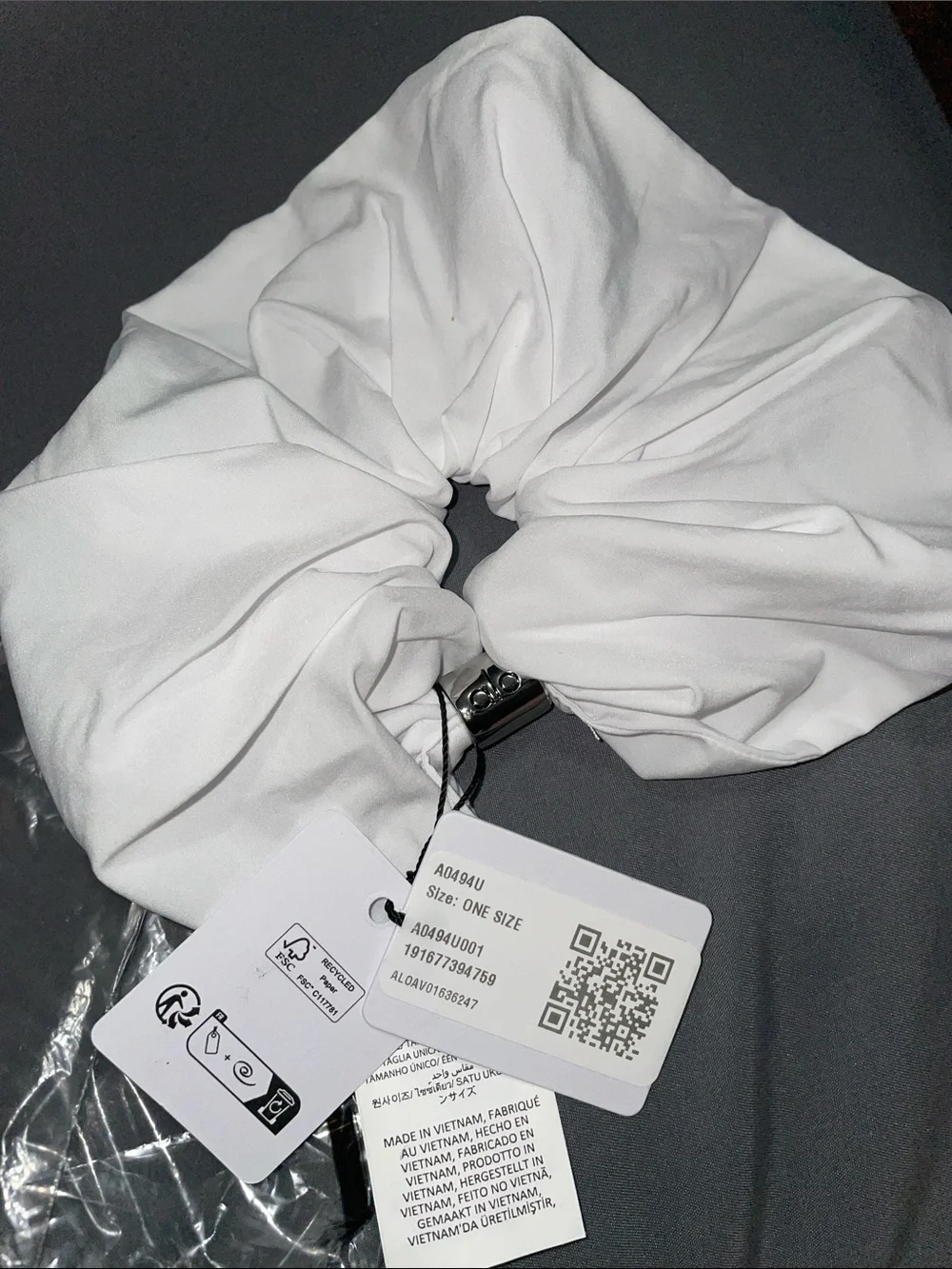ALO Yoga White Oversized Scrunchie with Metal Bead